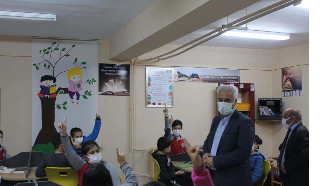 İlçe Milli Eğitim Müdürümüz Sayın Ogün DERSE'nin  Melahat Aksoy İlkokulu Ziyareti