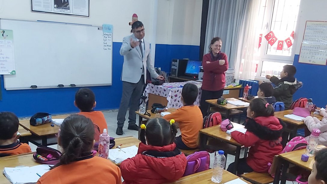 İlçe Milli Eğitim Müdürümüz Aydın Yüzbaşıoğlu'ndan Okul Ziyareti