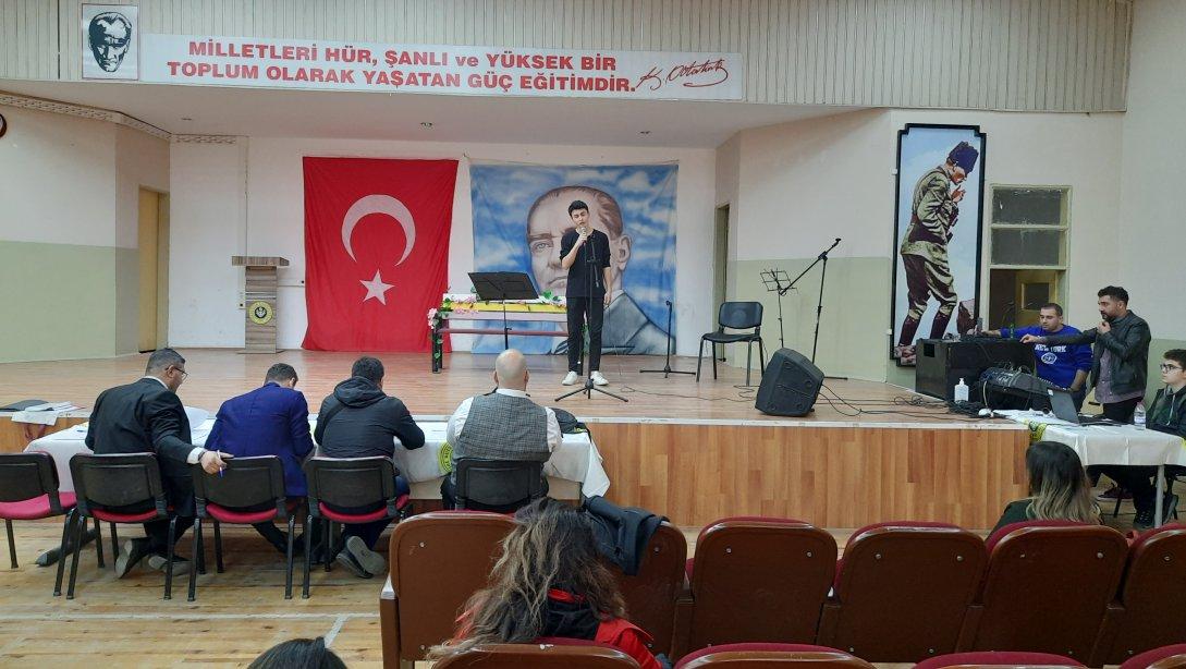 Türk Halk Müziği Solo Ses Yarışması Yapıldı